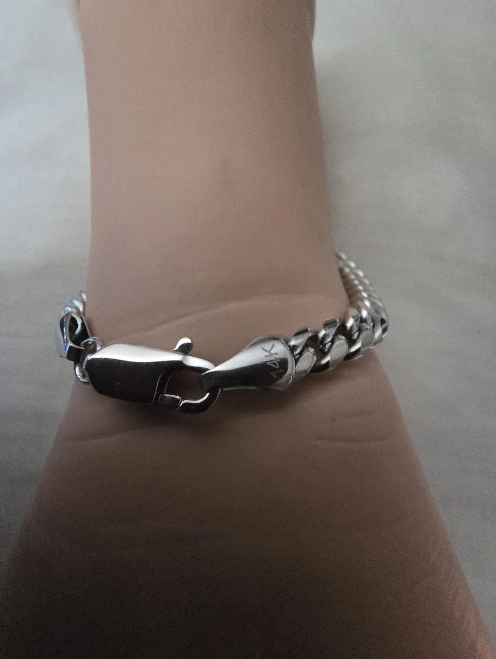 True Jewels 14K White Gold Filled Cuban Link Bracelet | 316L Stainless Steel |
